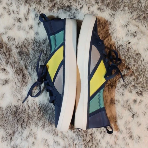 Sperry Crest Vibe Bionic Sneakers - Picture 4 of 8